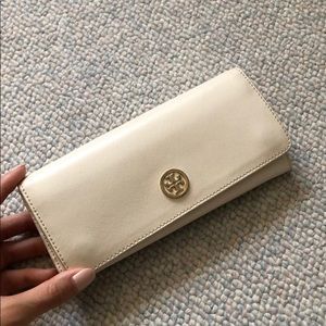 Tory Burch Multifold wallet